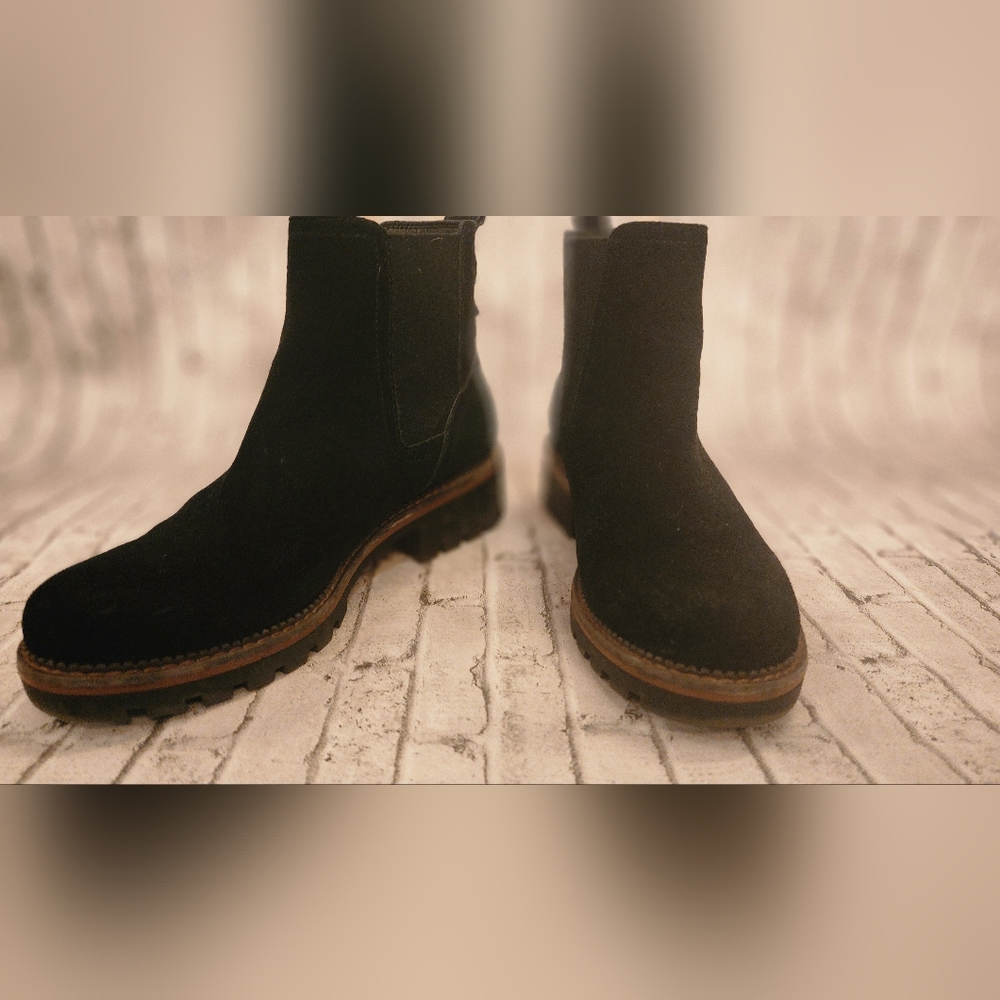 Crown Vintage Karina Chelsea Boot